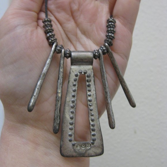 NWOT Chico's beaded metal statement cord necklace - Picture 3 of 4